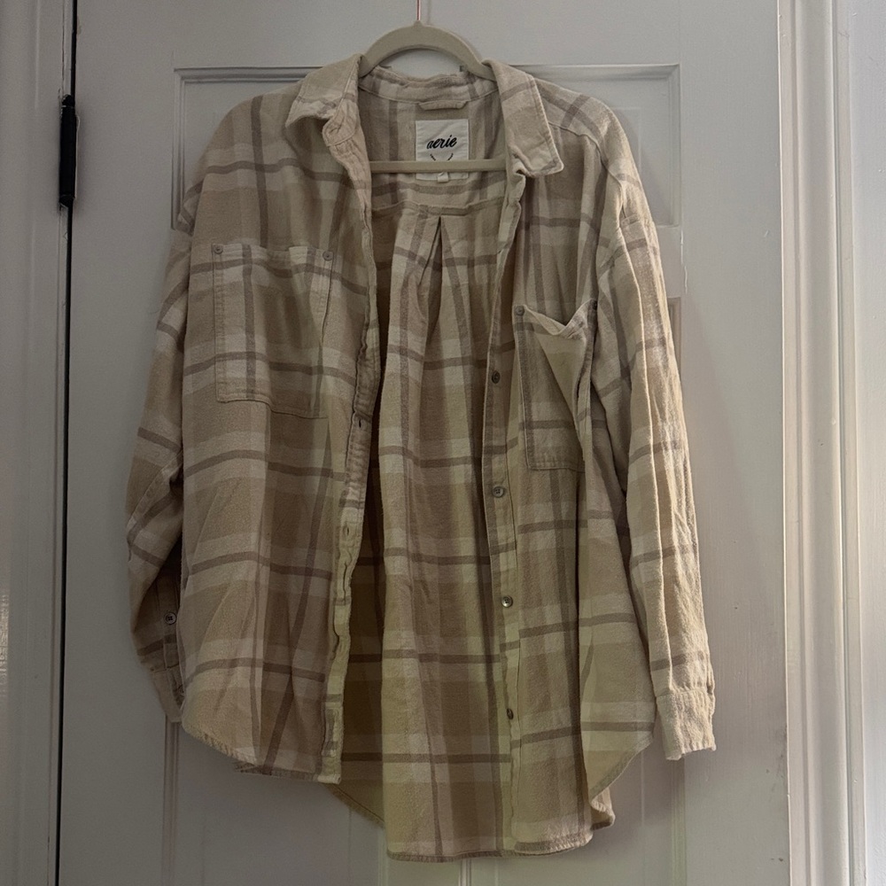 Aerie Plaid Flannel in Beige and Cream